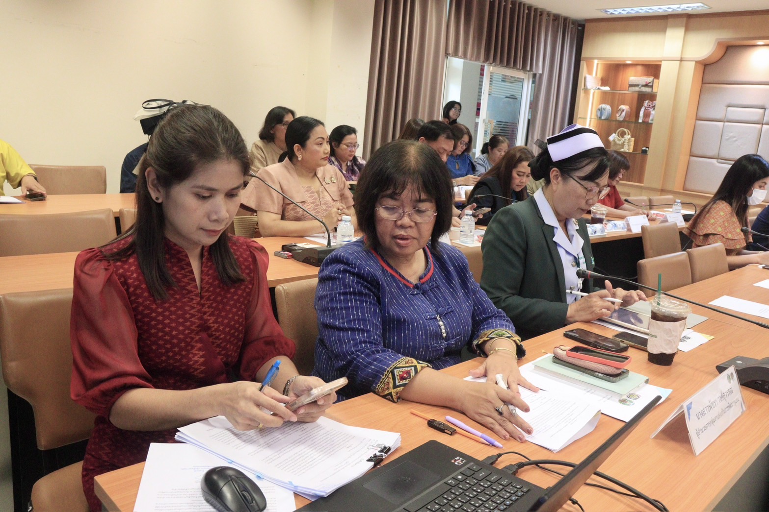 พช.ขอนแก่น : ประชุมคณะทำงานจัดกิจกรรมการเดินแบบผ้าไทยเพื่อการกุศล “ราตรีผ้าไทย สานใจสู่โรงพยาบาลขอนแก่น”ครั้งที่ 1/2568
