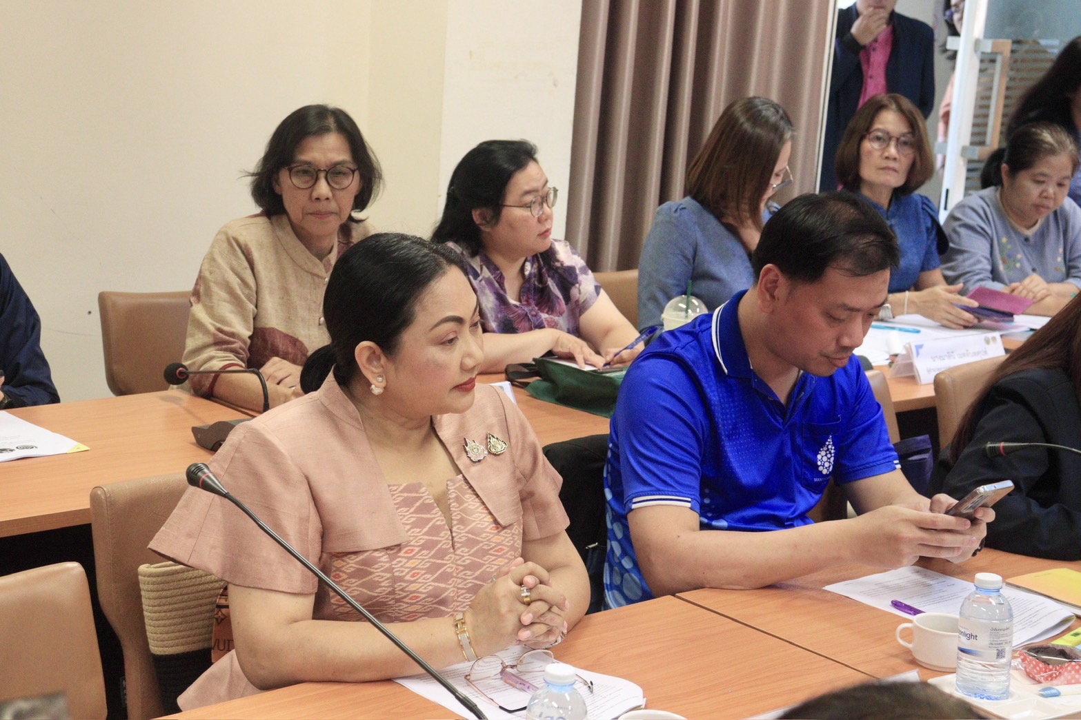 พช.ขอนแก่น : ประชุมคณะทำงานจัดกิจกรรมการเดินแบบผ้าไทยเพื่อการกุศล “ราตรีผ้าไทย สานใจสู่โรงพยาบาลขอนแก่น”ครั้งที่ 1/2568