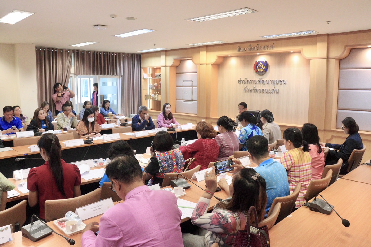 พช.ขอนแก่น : ประชุมคณะทำงานจัดกิจกรรมการเดินแบบผ้าไทยเพื่อการกุศล “ราตรีผ้าไทย สานใจสู่โรงพยาบาลขอนแก่น”ครั้งที่ 1/2568