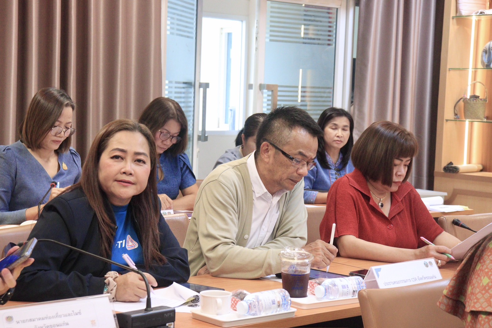 พช.ขอนแก่น : ประชุมคณะทำงานจัดกิจกรรมการเดินแบบผ้าไทยเพื่อการกุศล “ราตรีผ้าไทย สานใจสู่โรงพยาบาลขอนแก่น”ครั้งที่ 1/2568