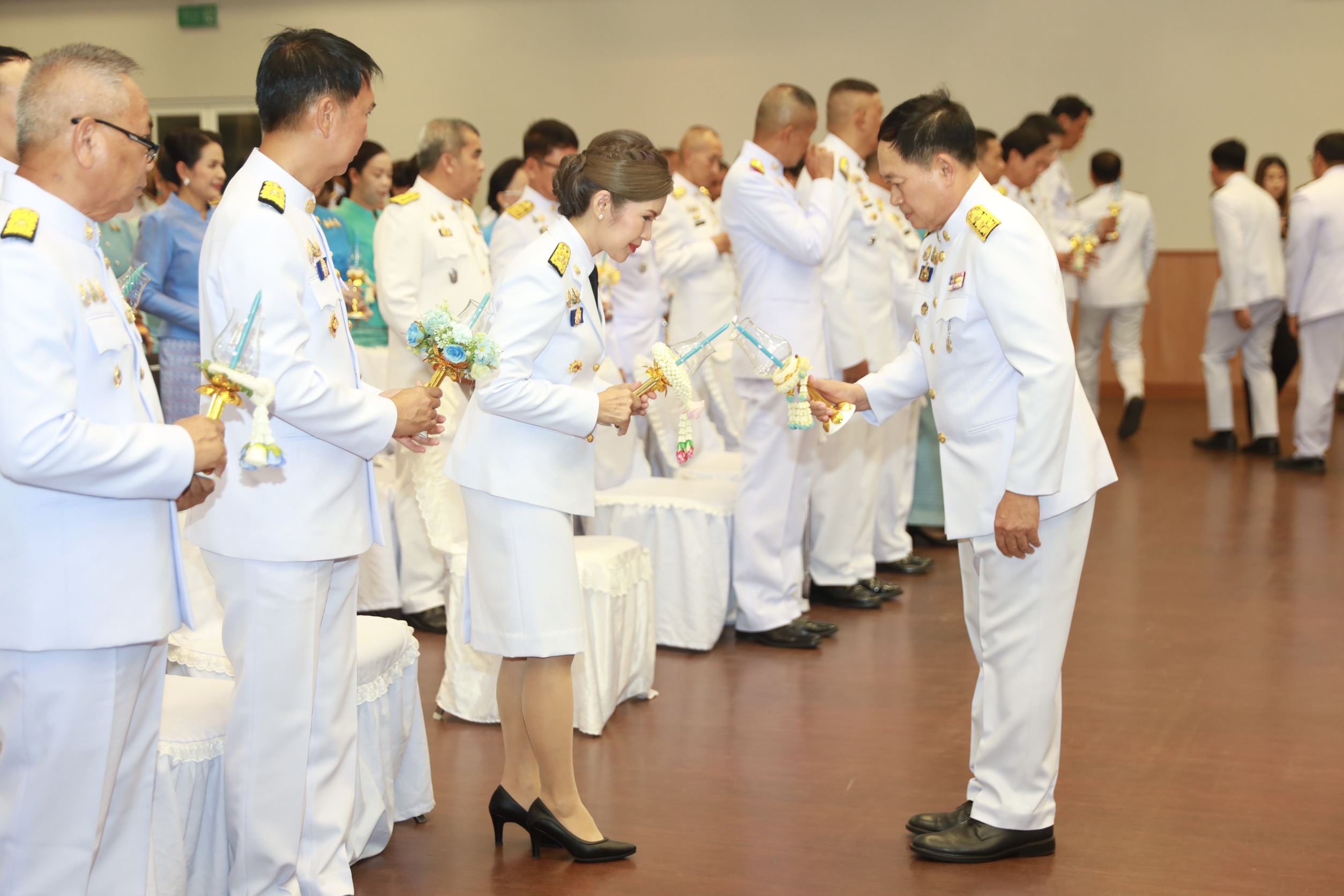 จังหวัดขอนแก่น : ประกอบพิธีถวายเครื่องราชสักการะและวางพานพุ่ม พิธีจุดเทียนถวายพระพรชัยมงคล สมเด็จพระนางเจ้าสิริกิติ์ พระบรมราชินีนาถ พระบรมราชชนนีพันปีหลวง เนื่องในโอกาสวันเฉลิมพระชนมพรรษา 12 สิงหาคม 2568