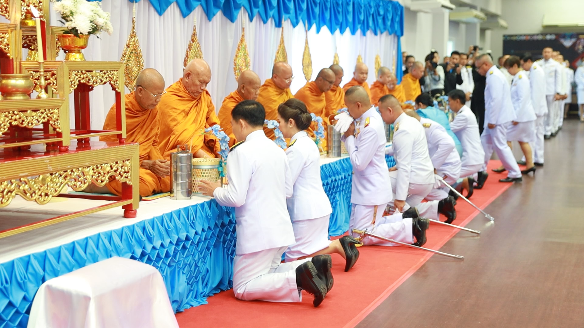 จังหวัดขอนแก่น : จัดพิธีเจริญพระพุทธมนต์และทำบุญตักบาตรถวายพระราชกุศล เนื่องในโอกาสวันเฉลิมพระชนมพรรษาสมเด็จพระนางเจ้าสิริกิติ์ พระบรมราชินีนาถ พระบรมราชชนนีพันปีหลวง 12 สิงหาคม 2568