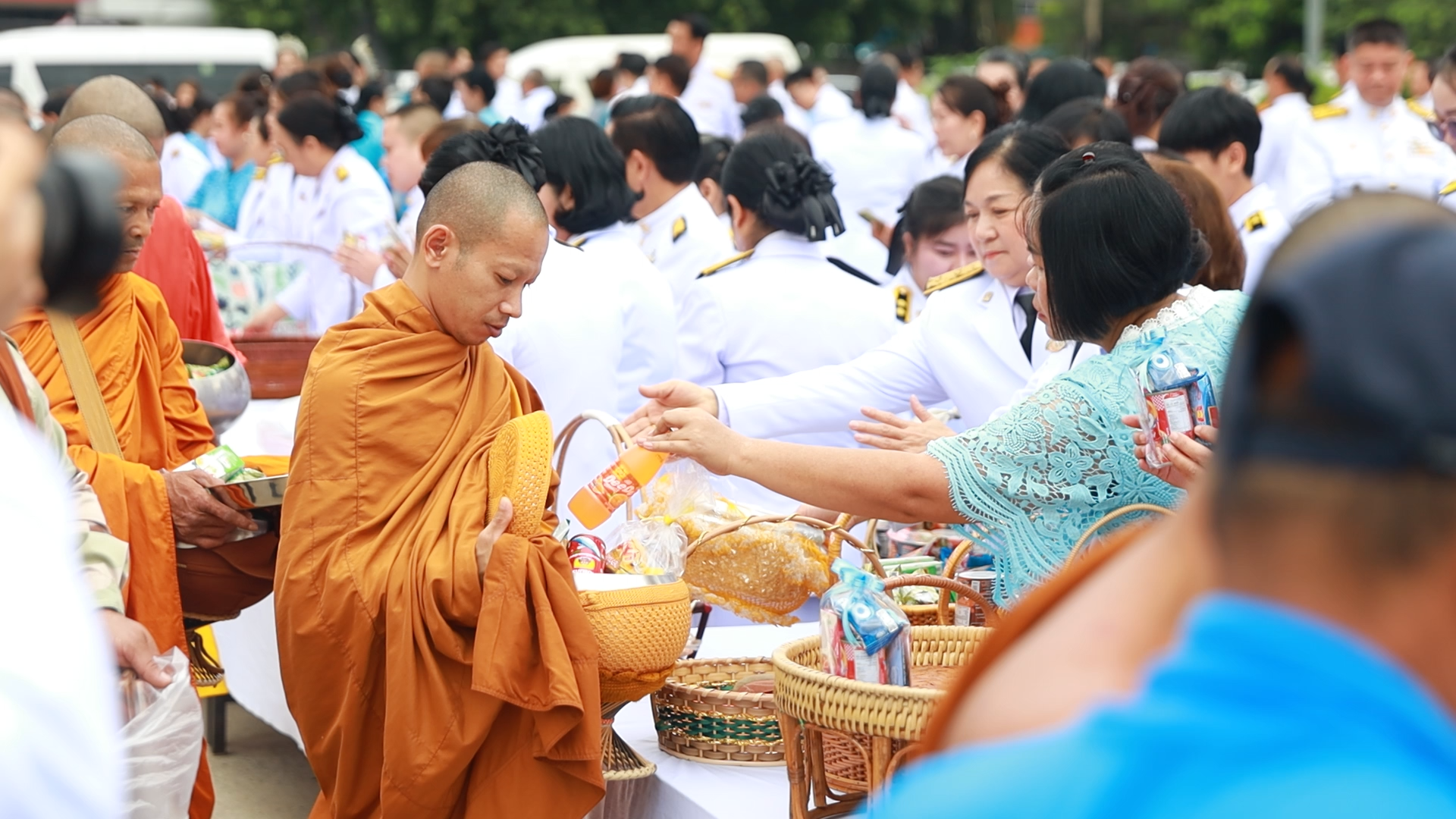 จังหวัดขอนแก่น : จัดพิธีเจริญพระพุทธมนต์และทำบุญตักบาตรถวายพระราชกุศล เนื่องในโอกาสวันเฉลิมพระชนมพรรษาสมเด็จพระนางเจ้าสิริกิติ์ พระบรมราชินีนาถ พระบรมราชชนนีพันปีหลวง 12 สิงหาคม 2568