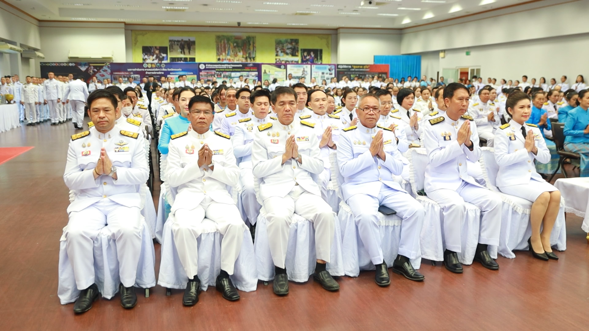 จังหวัดขอนแก่น : จัดพิธีเจริญพระพุทธมนต์และทำบุญตักบาตรถวายพระราชกุศล เนื่องในโอกาสวันเฉลิมพระชนมพรรษาสมเด็จพระนางเจ้าสิริกิติ์ พระบรมราชินีนาถ พระบรมราชชนนีพันปีหลวง 12 สิงหาคม 2568